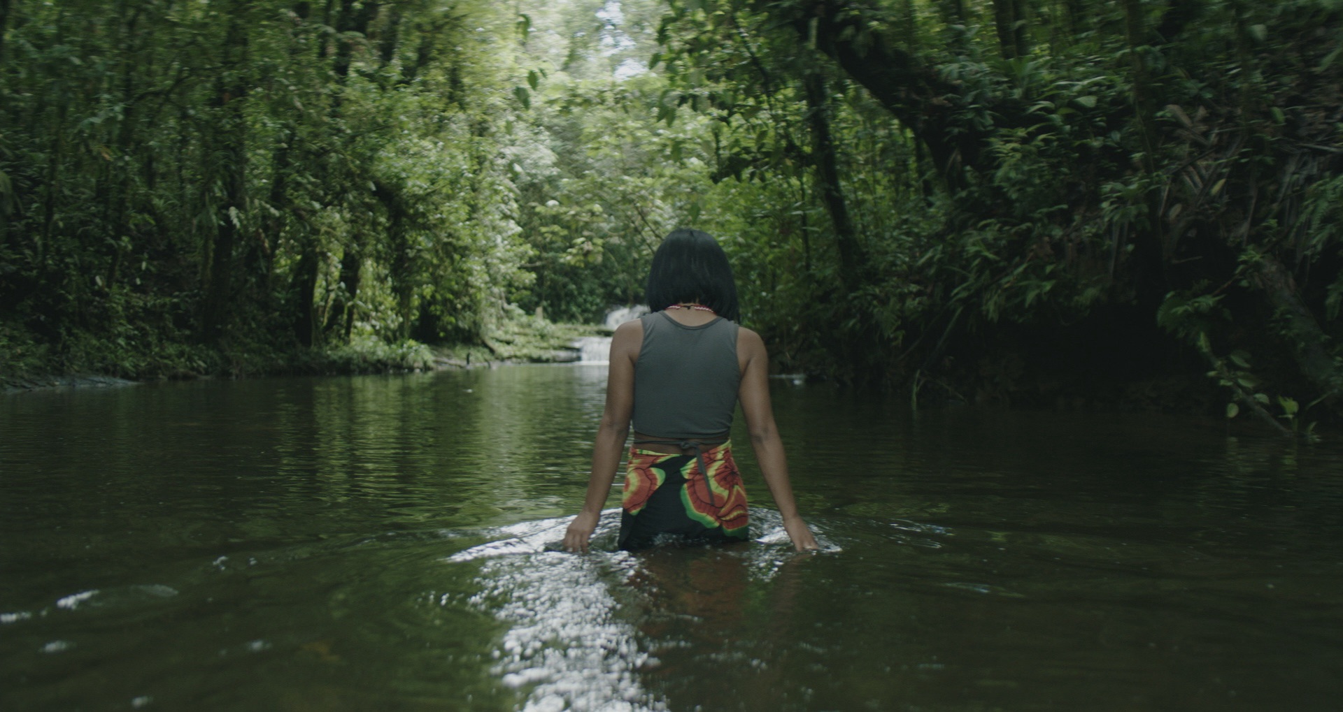 Da estrada ao rio em ‘Donde comienza el río’ | CRÍTICA | BIFF